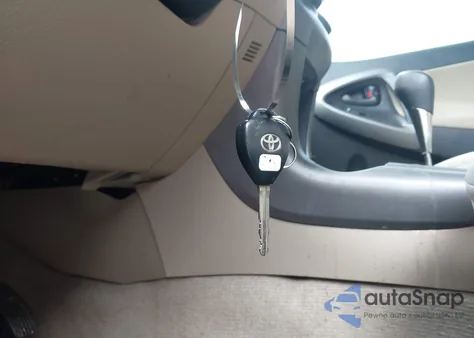 2010 Toyota Rav4 из США, поврежденный, VIN 2T3BF4DV6AW068126